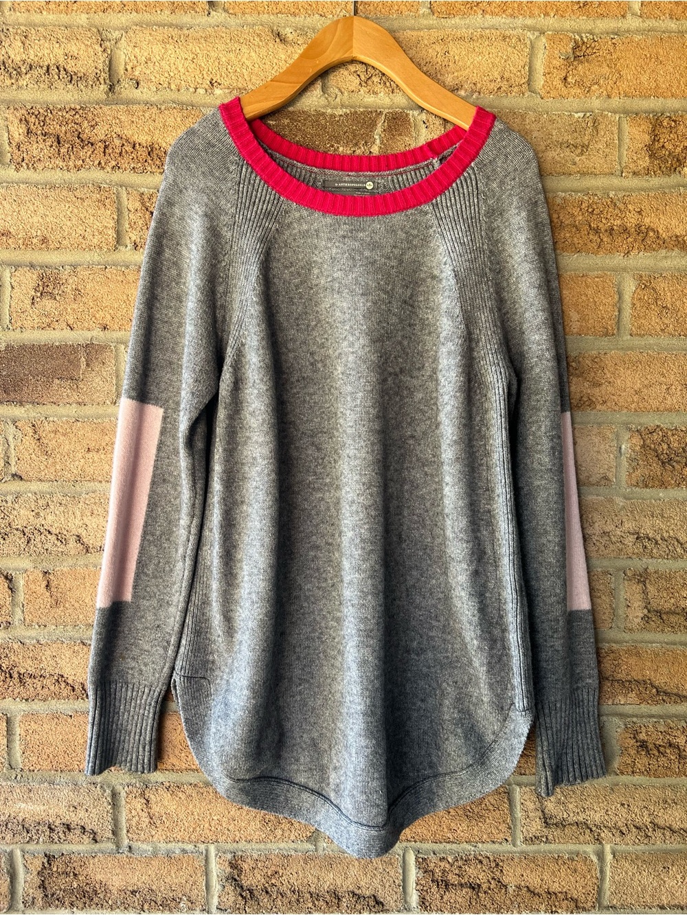 ANTHROPOLOGIE Rebekah Grey Pink Colorblock Tunic Sweater Raglan M